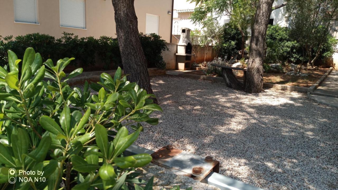 Apartman Nardi Vir Kültér fotó